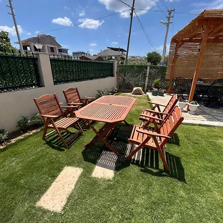Garden House *